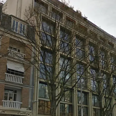 Appartement spacieux avec vue Cathédrale Reims Extérieur photo